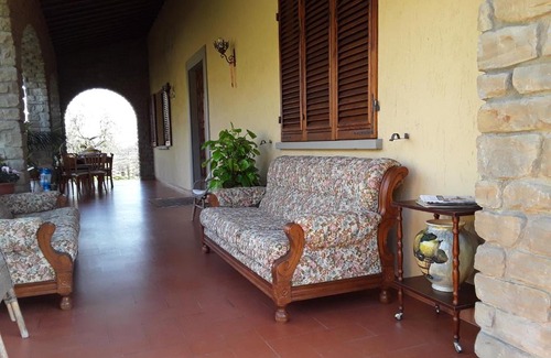 Giugnano Bed & Breakfast | La collina degli olivi