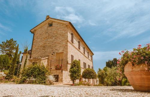 Monsampietro Morico Apartment | La Collina