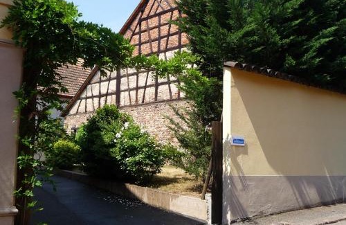 Saint-Hippolyte Apartment | La Cour St-Fulrad - Appartements