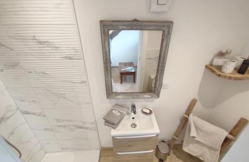 Viviers Bed & Breakfast | La croisée des destins