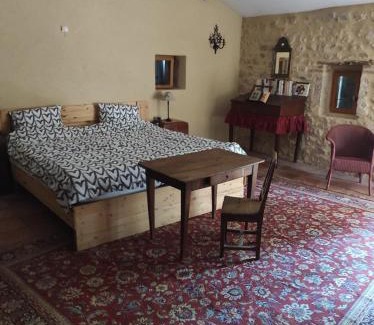 Saint-Restitut House | La Crozette - Mas Provençal