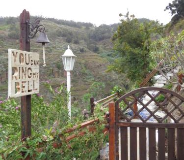 El Risco Bed & Breakfast | La cueva de Ángel B&B