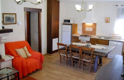 El Peral Cottage | La Cueva de Cirondo 6 Seats House 3