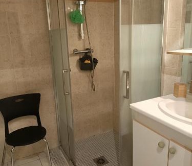 Lestonat - Monsejour Apartment | La dépendance verte