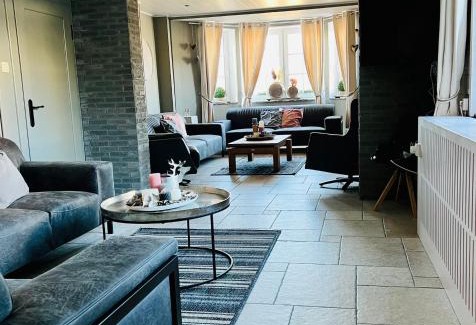 Robertville House | La Dame du Lac
