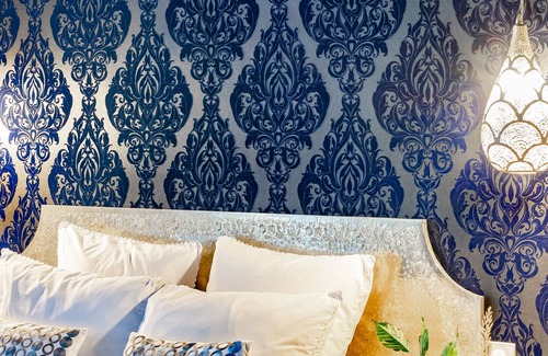 Martel House | La Devinie