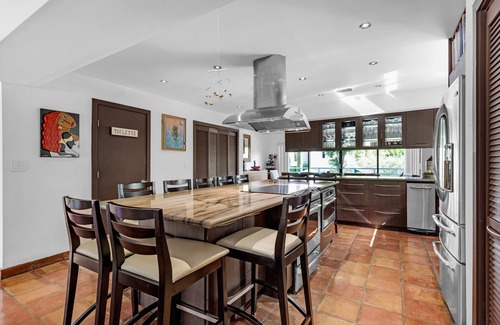 Northeast Coconut Grove Villa | La Dolce Villa in Miami with direct access to the Bay!