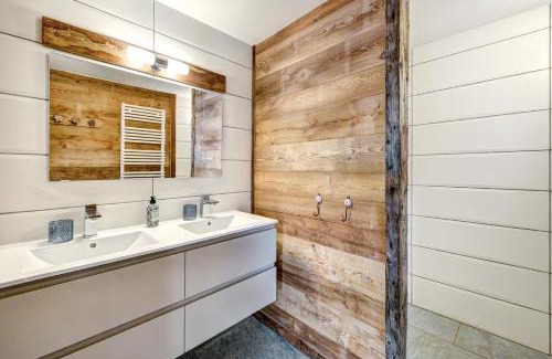 Forville House | LA FERME de BELLINE Chalets ou Gîtes & SPA