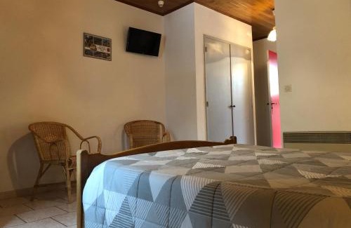 Saint-Vincent-de-Cosse House | La Ferme du Port d'Enveaux