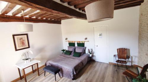 Juaye-Mondaye Bed & Breakfast | La Ferme Manoir Saint Barthélemy