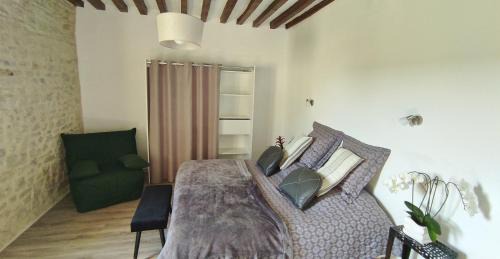 Juaye-Mondaye Bed & Breakfast | La Ferme Manoir Saint Barthélemy