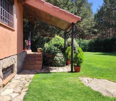 Hoyos del Espino Ski Chalet | La Finca de Gredos