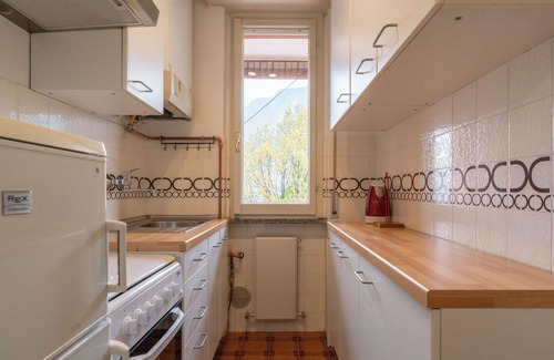 Abbadia Lariana Apartment | La finestra sul lago