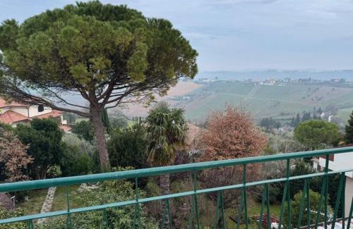 Morro d'Alba Apartment | La Finestra sul Borgo