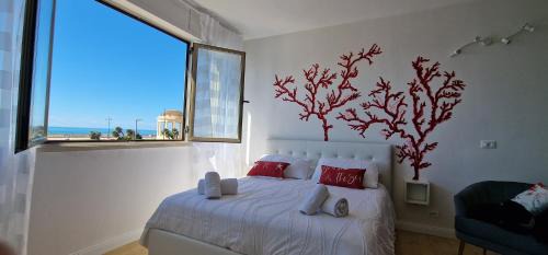 Livorno Apartment | La Finestra sul mare, Spettacolare Vista mare davanti alla Terrazza Mascagni -