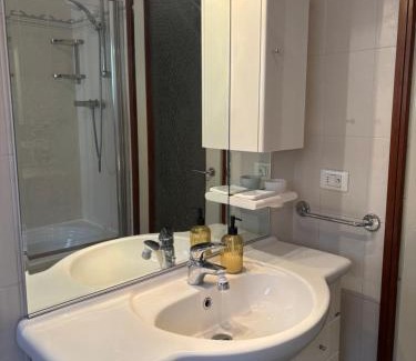 Madonna di Tirano Apartment | La finestra sul trenino