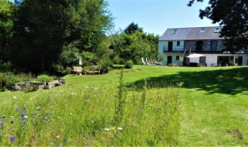 Pleherel-Plage-Vieux-Bourg Bed & Breakfast | La Fontaine de Resnel
