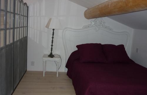 Saint-Saturnin-les-Apt House | La Fontaine des Noyers