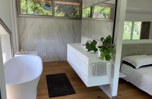 Furlo Bed & Breakfast | La Forestale Luxury Ecolodge - La Suite Royale