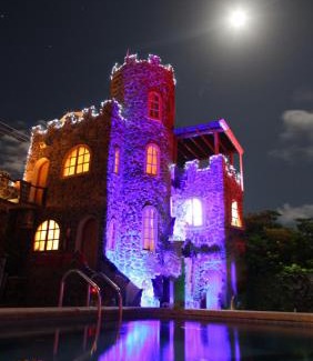 Puerto Ayora Bed & Breakfast | La Fortaleza De Haro