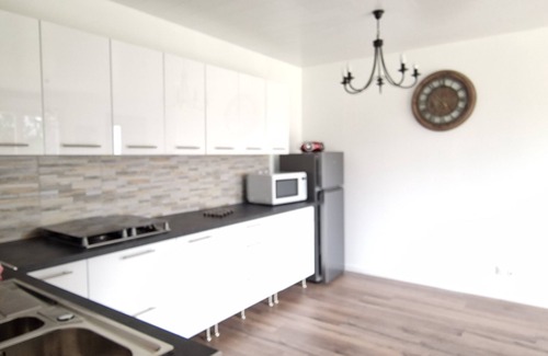 Chassagne-Saint-Denis House | La Grande Campagne d'Ornans