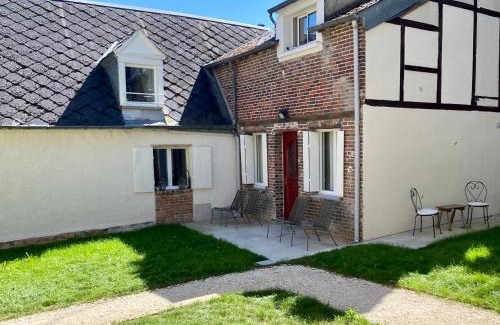 Chateau-Renard Apartment | La Grange à Grains