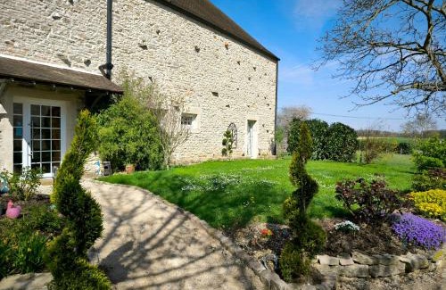 Marigny-les-Reullee Bed & Breakfast | La Grange de Moisey