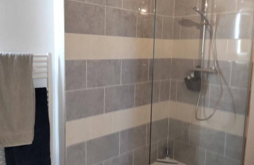 Chomerac Bed & Breakfast | La Grange de Sabatas, Room La Payre