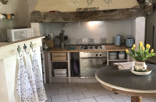 Saint-Pe-Saint-Simon Cottage | La Grange de la Platte, Enjoy Tranquility in Our Beautifully Converted Cottage