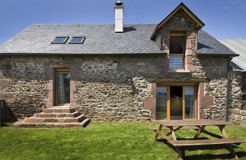 Saint-Pierre-de-Nogaret House | La grange du candel bos a nogardel