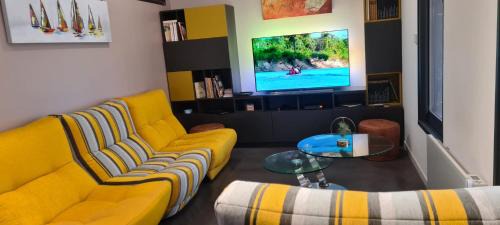 Sete Apartment | La Grotte Coeur de ville Original Souplex