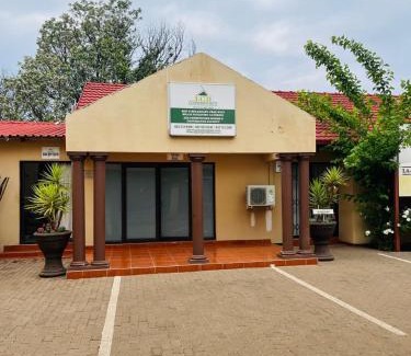 Ga-Segonyana House | La-Guna Guesthouse