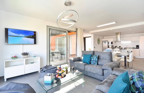 Salobre Villa | La Isla 6 Salobre by VillaGranCanaria