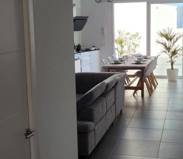 Arafo House | La Kasita