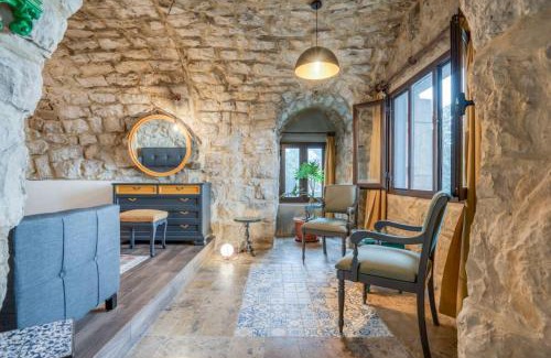 Ain Aar Apartment | La Kava 1-BR Apt with Terrace in Ain Aar