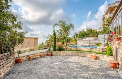 Ain Aar Apartment | La Kava 1-BR Apt with Terrace in Ain Aar