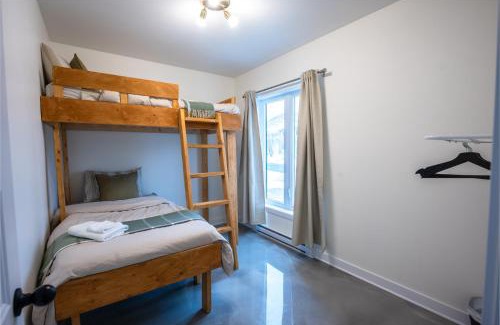 Murdochville Ski Chalet | La Kobber Hüs - Élégance au coeur de la ville