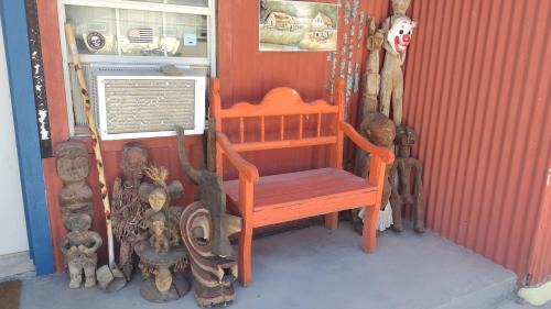 Marathon House | La Loma del Chivo Llc - The Spirit room