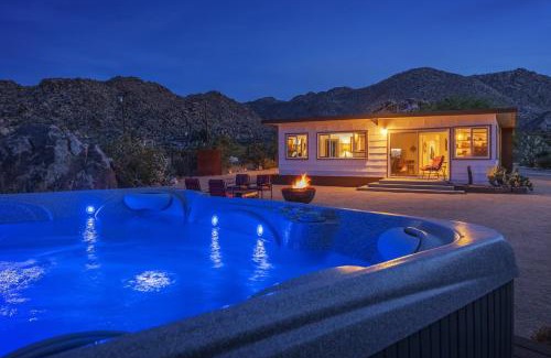 Panorama Heights House | La Luna Azul - Privacy in the Boulders with Hot Tub & Fire Pit home