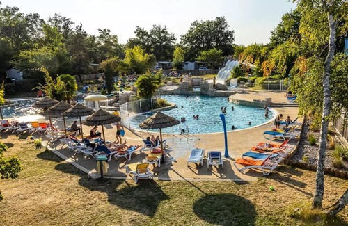 Sainte-Catherine-de-Fierbois Villa | La Maison Rose - 80 m2 - 2 Schlafzimmer - 1 Badezimmer - 5 Personen