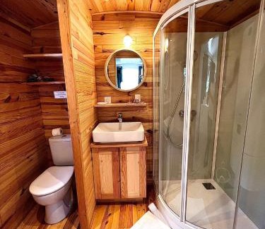 Sauve Apartment | La Magnanerie dhôtes , Les roulottes insolites