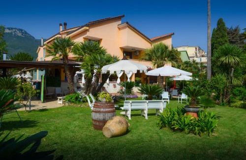 Campagna Bed & Breakfast | La Magnolia B&B