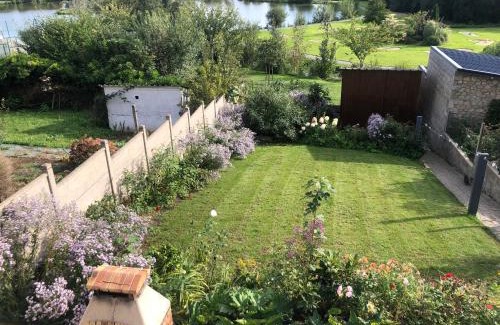 Saint-Hilaire-du-Harcouet House | La maison du lac