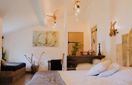 Villereal House | La Maison Bleue