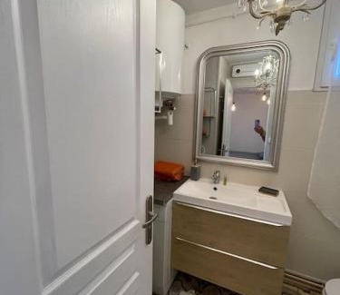 Chamalieres Apartment | la maison d' antoine 2