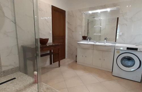 Saint-Pierre-de-Bat House | La maison de Maitre Meunier