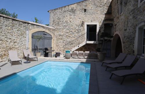 Euzet-les-Bains House | LA MAISON DE LIVIA, Gîte, chambres et table d'hôtes, entre Uzès et Nîmes