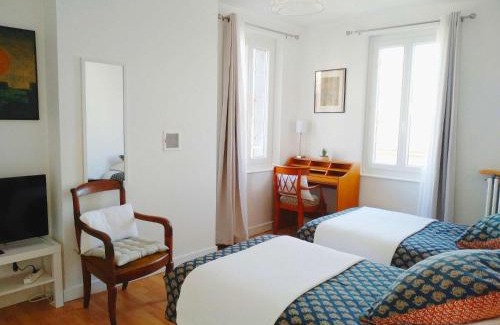 Gimeaux House | La Maison de Thuy - Gîte en Auvergne