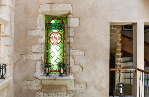 Forcalquier Bed & Breakfast | La Maison des Chapitres