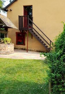 Clayes House | La Maison du Haut Plessix